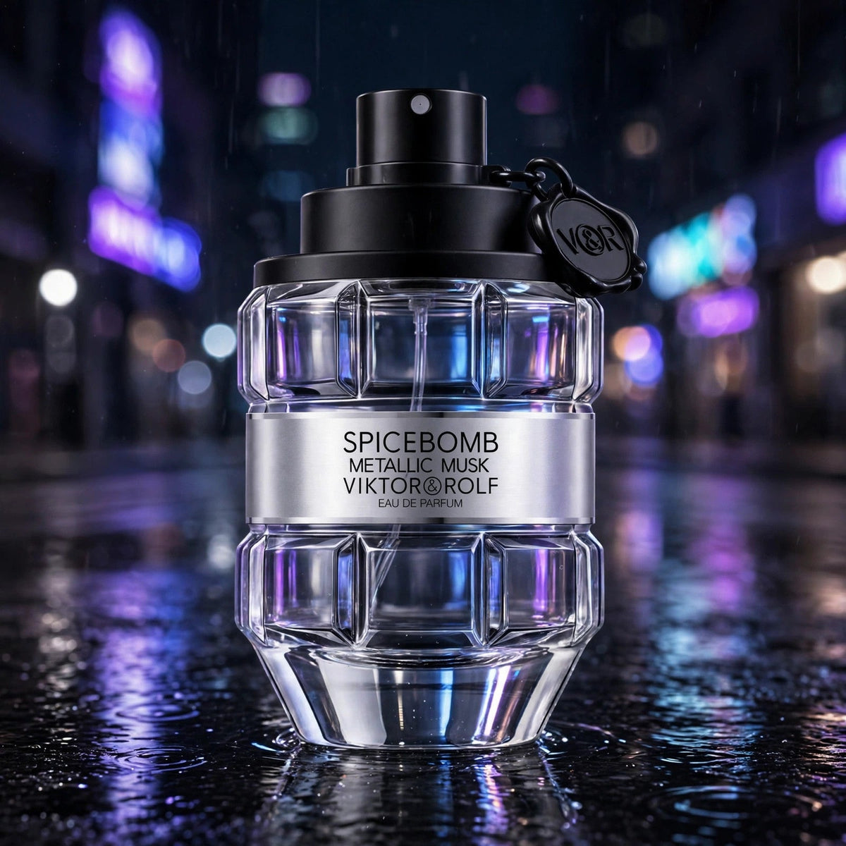 Viktor&Rolf Spicebomb Metallic Musk EDP 100ml - lifestyle 12