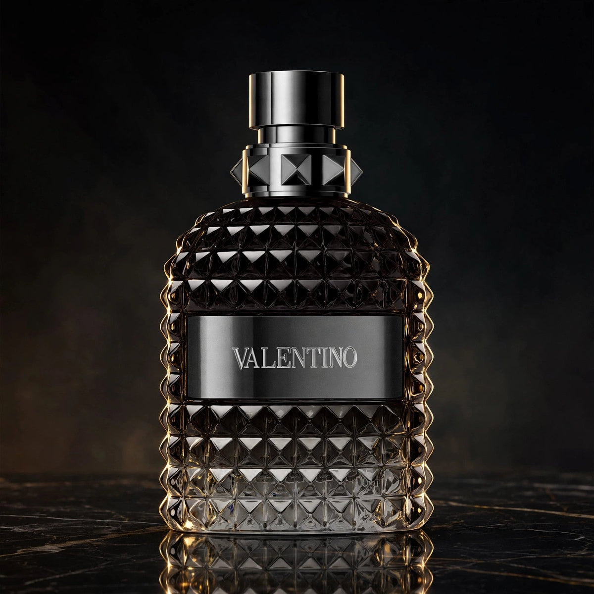 Valentino Uomo Intense EDP 100ml - lifestyle 1