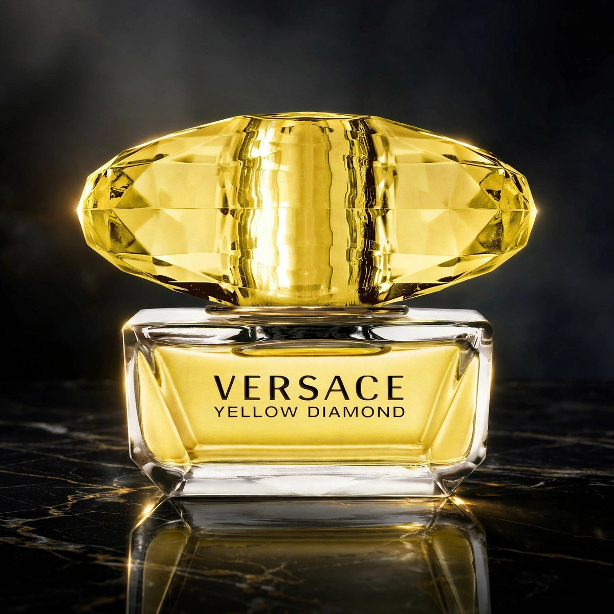 Gianni Versace Versace Yellow Diamond EDT 90ml - lifestyle 1