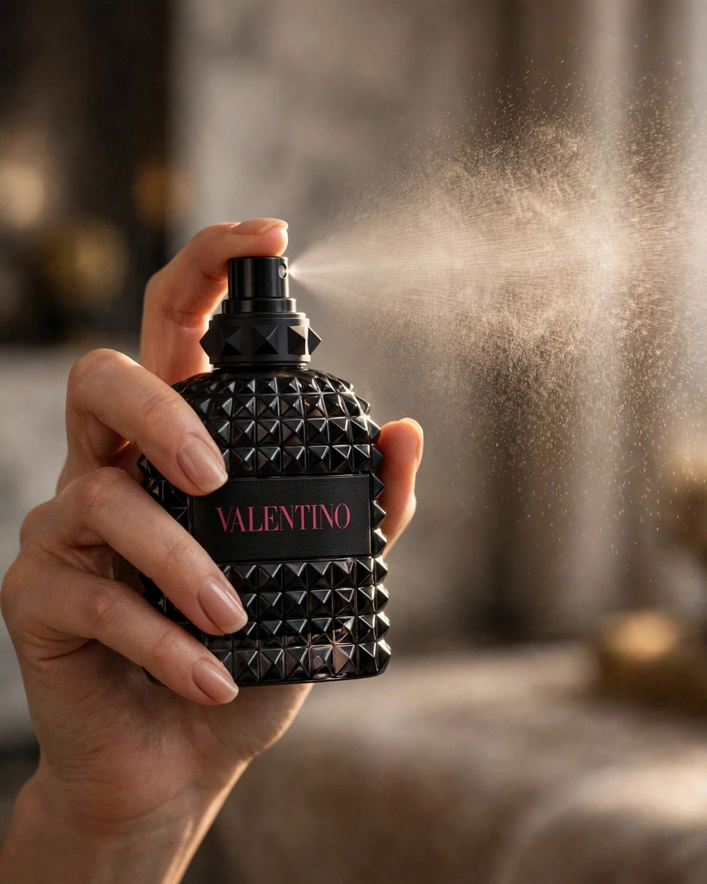 Valentino Uomo Born In Roma Extradose Parfum 3.4oz - lifestyle 4