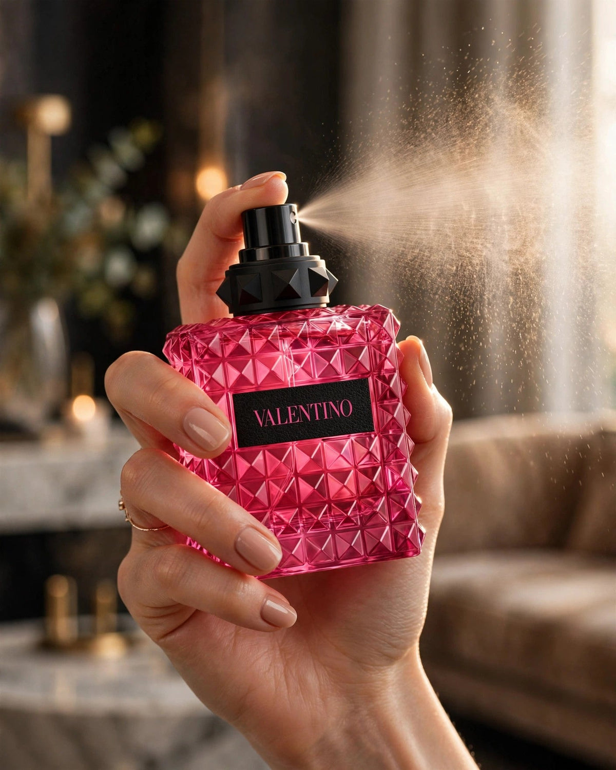 Valentino Donna Born In Roma Extradose Parfum 100ml - lifestyle 4