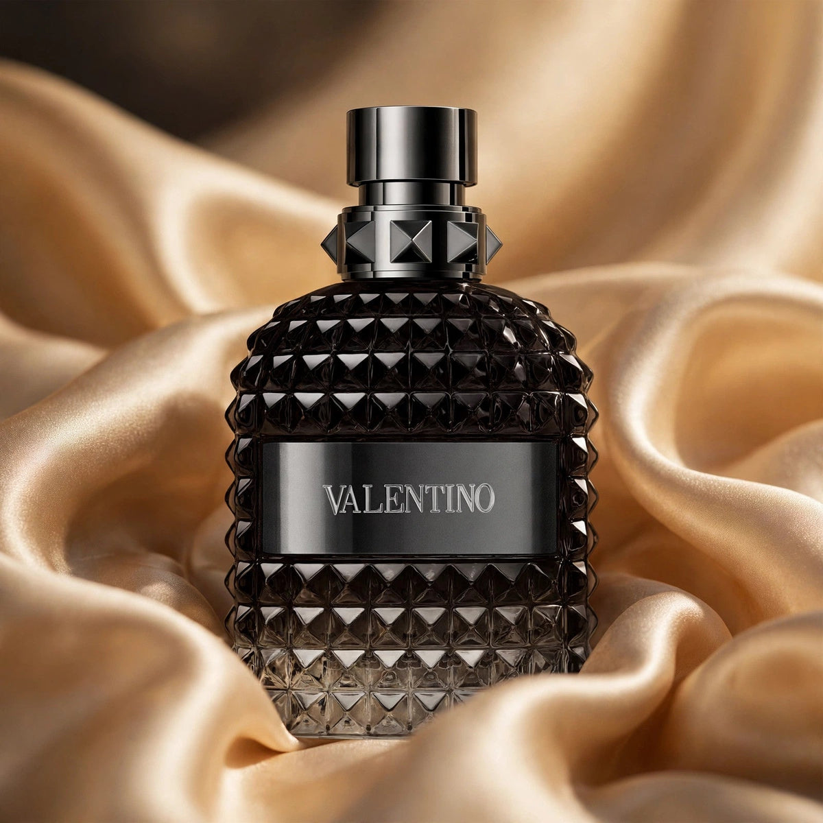 Valentino Uomo Intense EDP 100ml - lifestyle 8