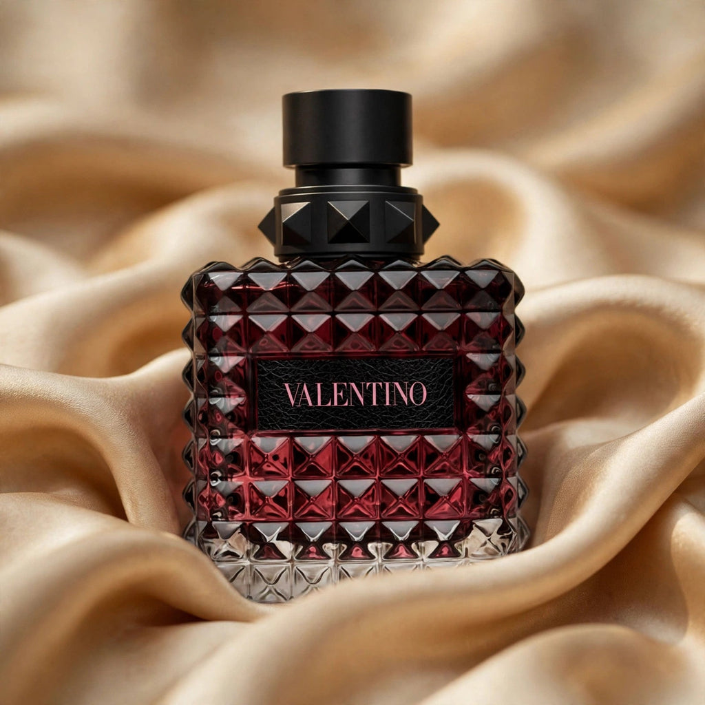 Valentino Donna Born In Roma Intense women Intense EDP 3.4oz - lifestyle 8