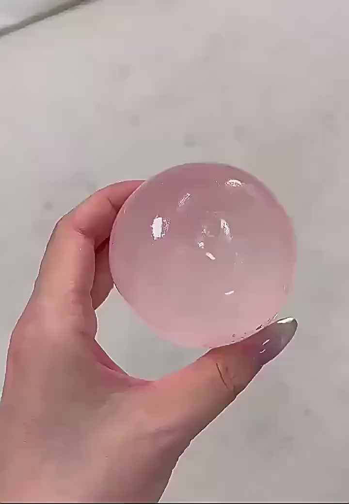 Glowy™ Slow-Rising Squishy Ball – Soft Stress Relief Sensory Fidget Toy