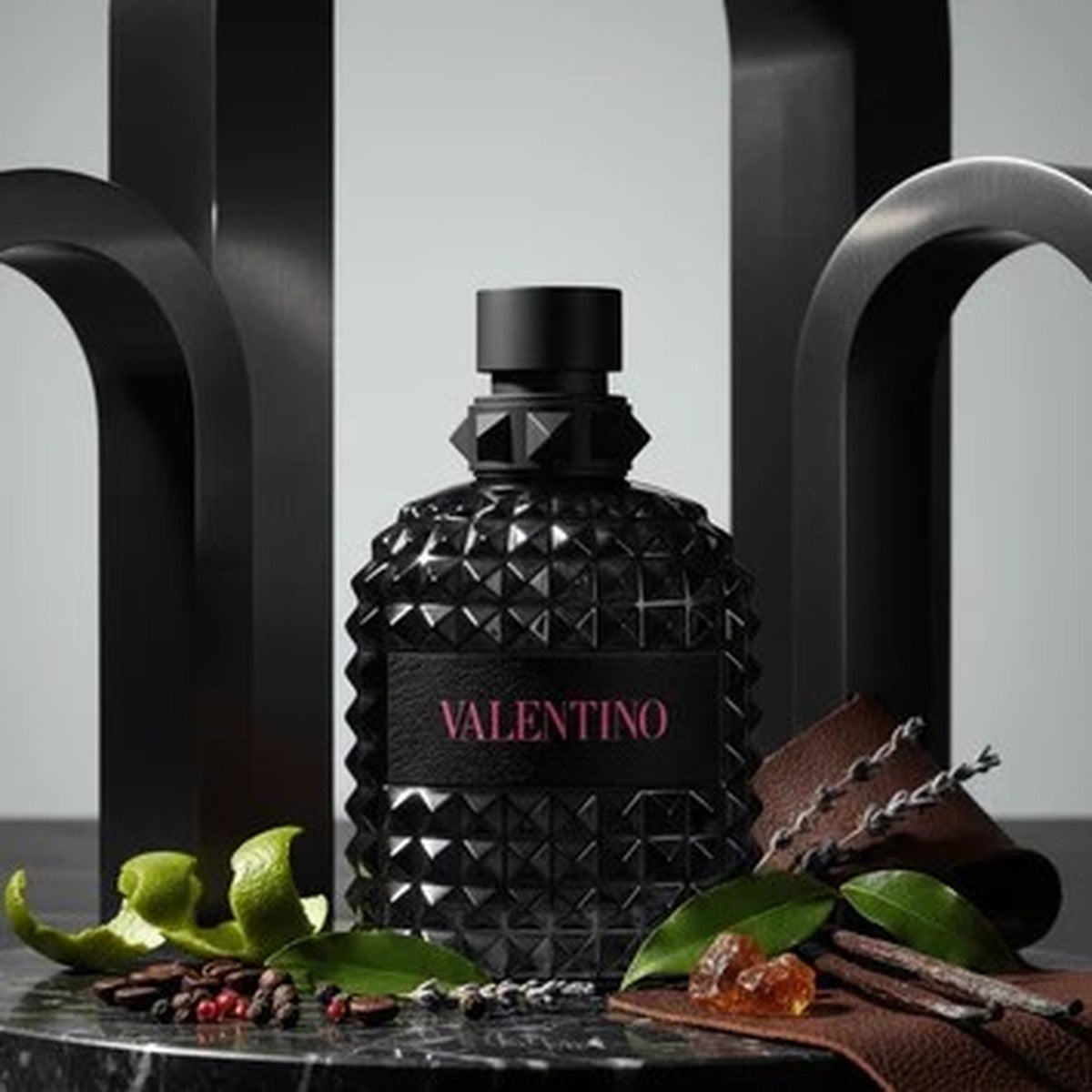 Valentino Uomo Born In Roma Extradose Parfum 3.4oz - view 6